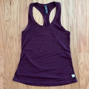 Like new Vuori Lux Performance Tank Top Plum Heather Small